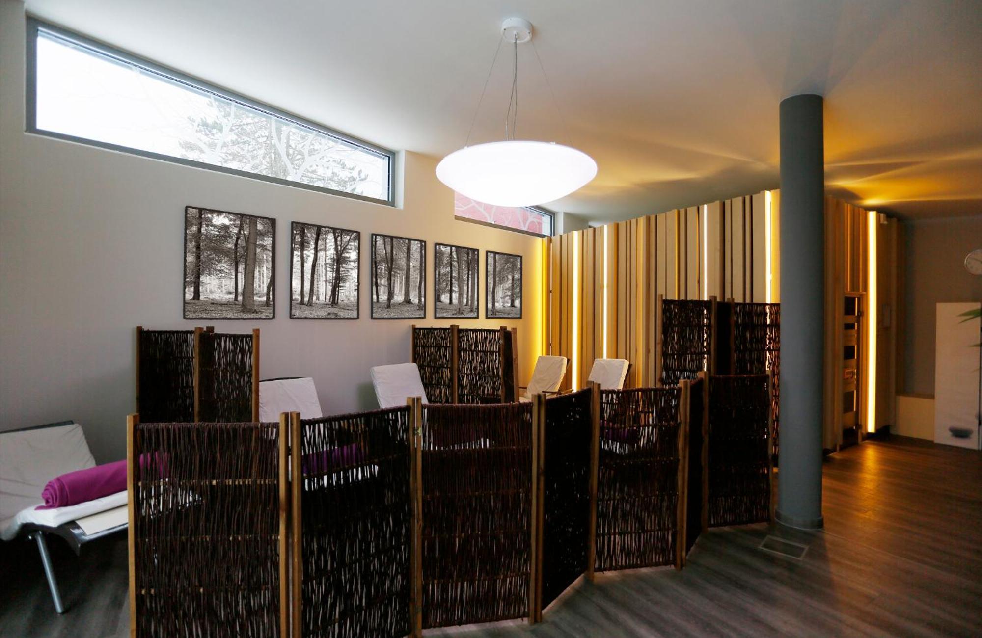 Konsum Gaestehaus Quisisana - Oberhof Exterior photo